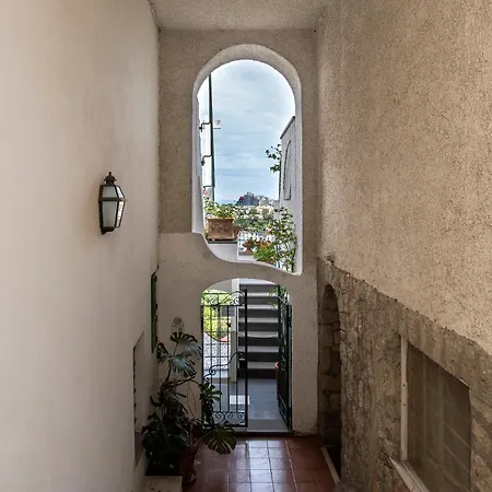 Con Vista Esclusiva Sul Golfo D'ischia Ischia